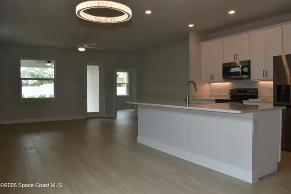 $2,750 | 406 Grove Lane, Melbourne, FL 32901