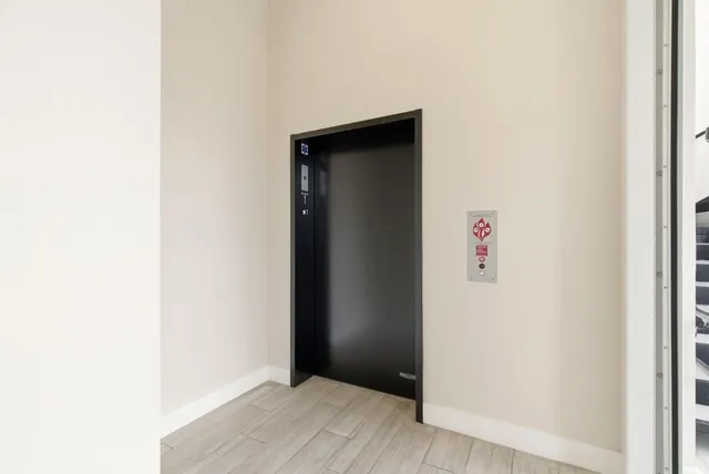 $1,698,000 | 889 North San Antonio Road, Unit 2020, Los Altos, CA 94022