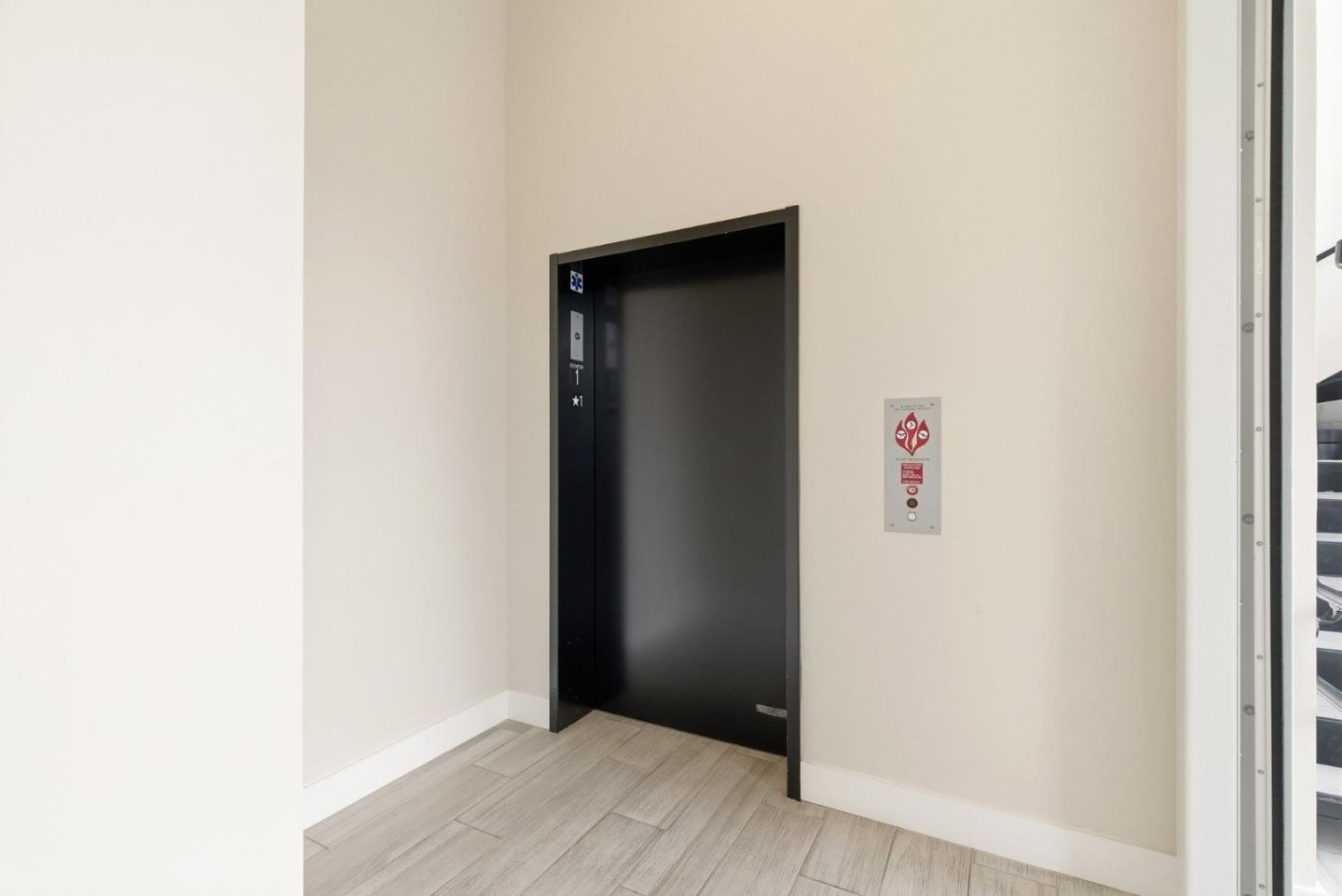 889 North San Antonio Road, Unit 2020 Los Altos, CA 94022 - Photo 26 of 35