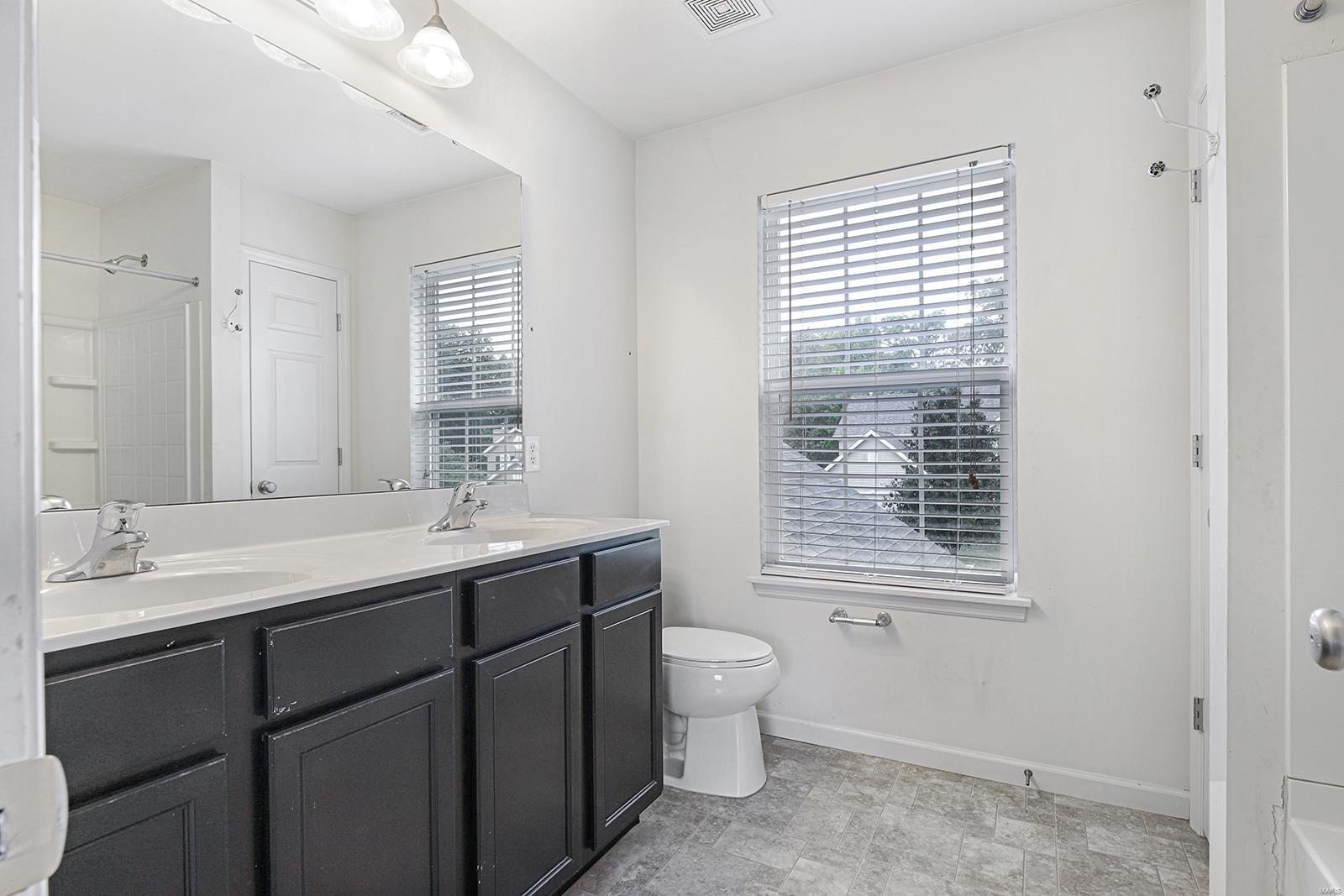 6688 Eagles View Drive Pacific, MO 63069 - Photo 17 of 33