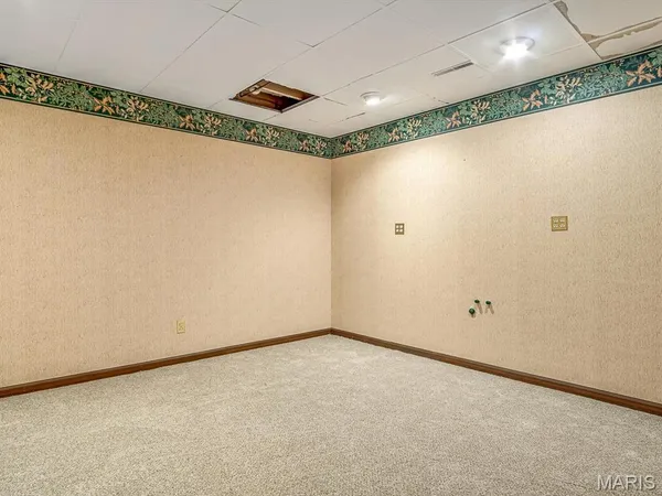 $299,000 | 110 Estate Drive, Chester, IL 62233