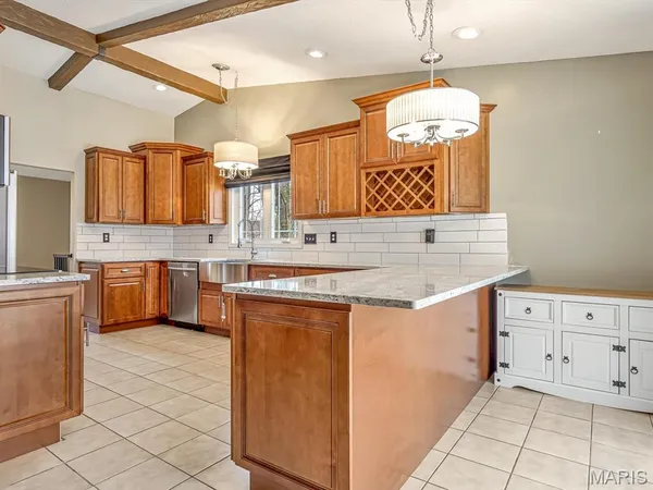 $299,000 | 110 Estate Drive, Chester, IL 62233