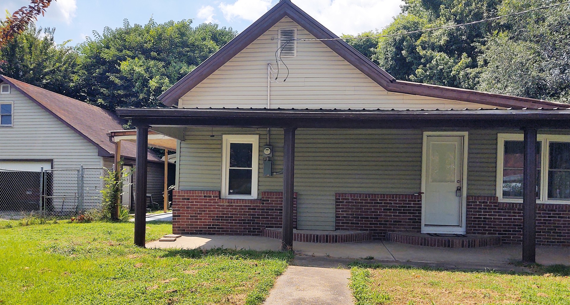 207 Butler Street Metropolis, IL 62960 - Photo 3 of 14 Gallery Image 3