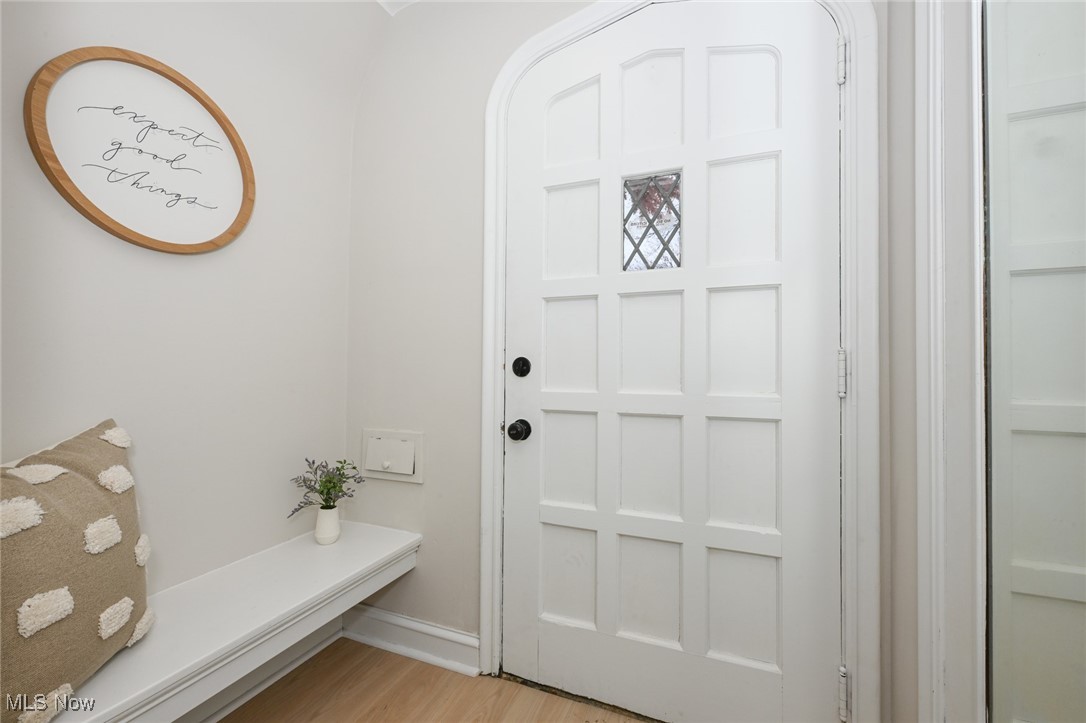 3622 Cedarbrook Road Cleveland, OH 44118 - Photo 3 of 40