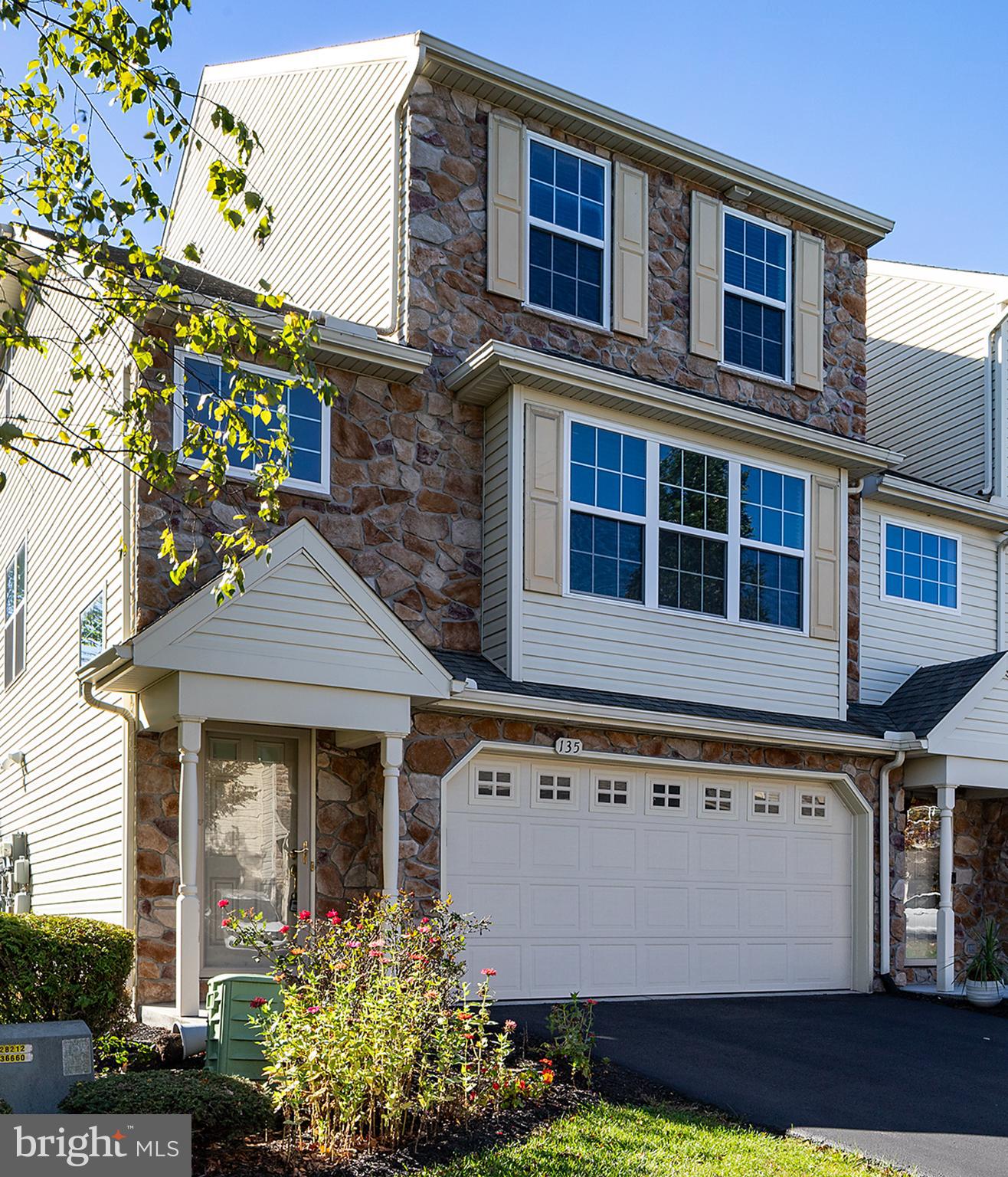 135 Mapleton Boulevard Harrisburg, PA 17112 - Photo 4 of 45 Charming stone-front home with modern appeal.