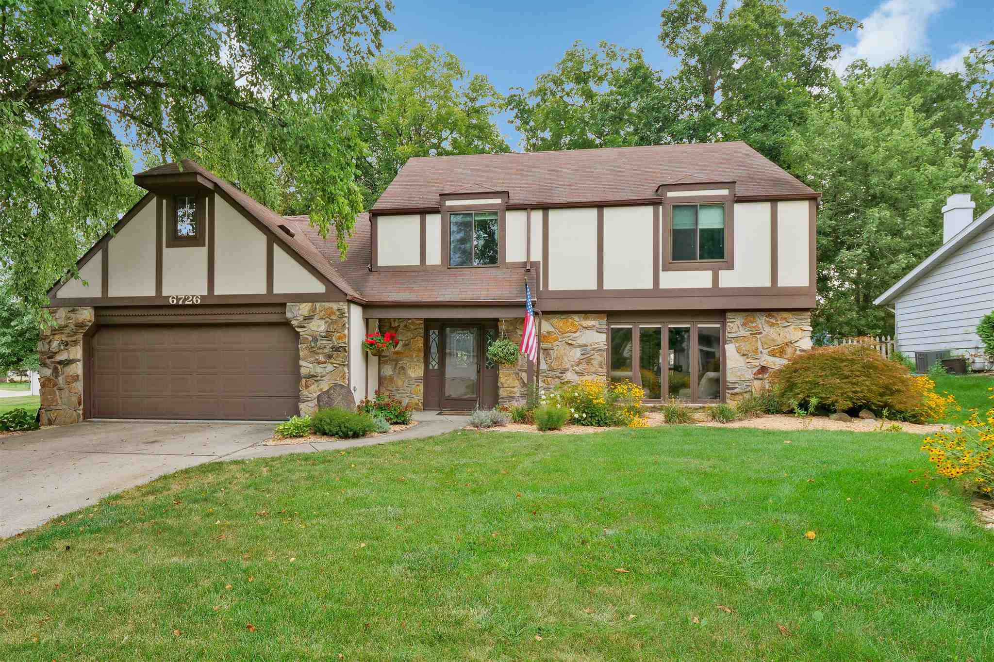 6726 Rockingham Drive Fort Wayne, IN 46835 - Photo 1 of 36 Gallery Image 1