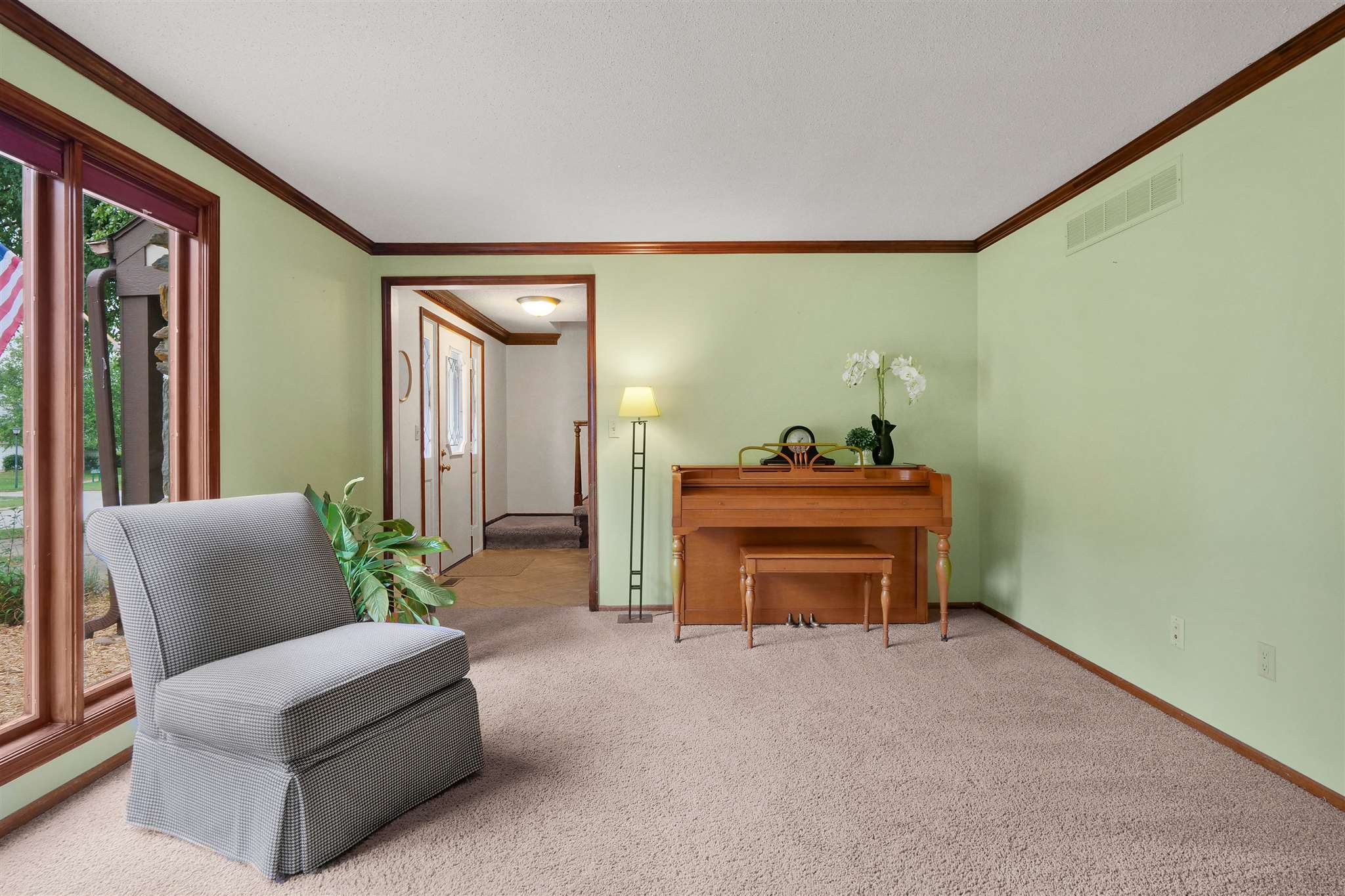 6726 Rockingham Drive Fort Wayne, IN 46835 - Photo 3 of 36 Gallery Image 3