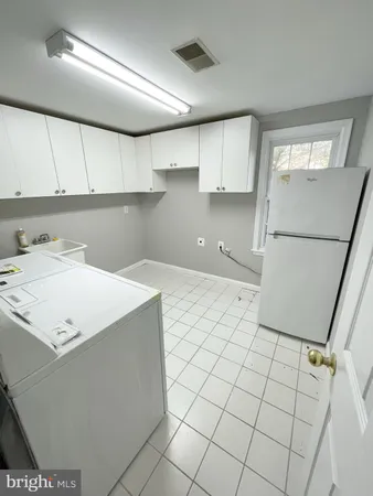 $3,750 | 6252 Windham Hill Run, Alexandria, VA 22315