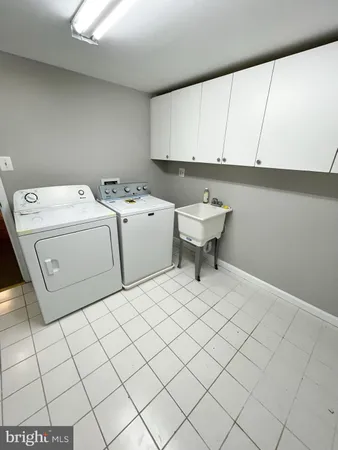 $3,750 | 6252 Windham Hill Run, Alexandria, VA 22315