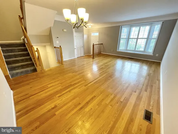 $3,750 | 6252 Windham Hill Run, Alexandria, VA 22315