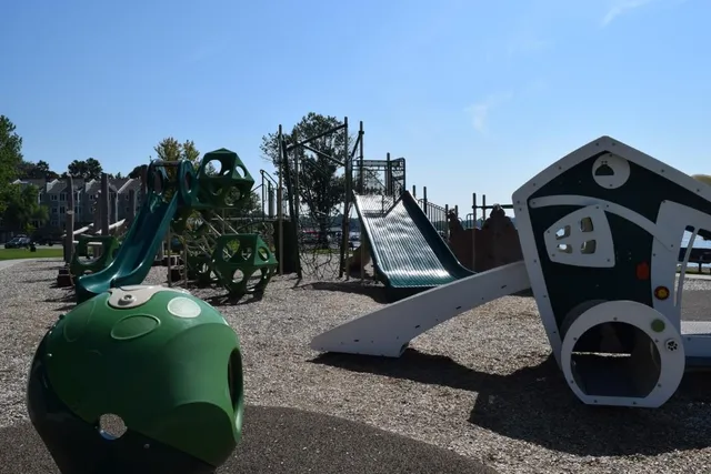 $269,900 | 5760 Village Trail, Mound, MN 55364