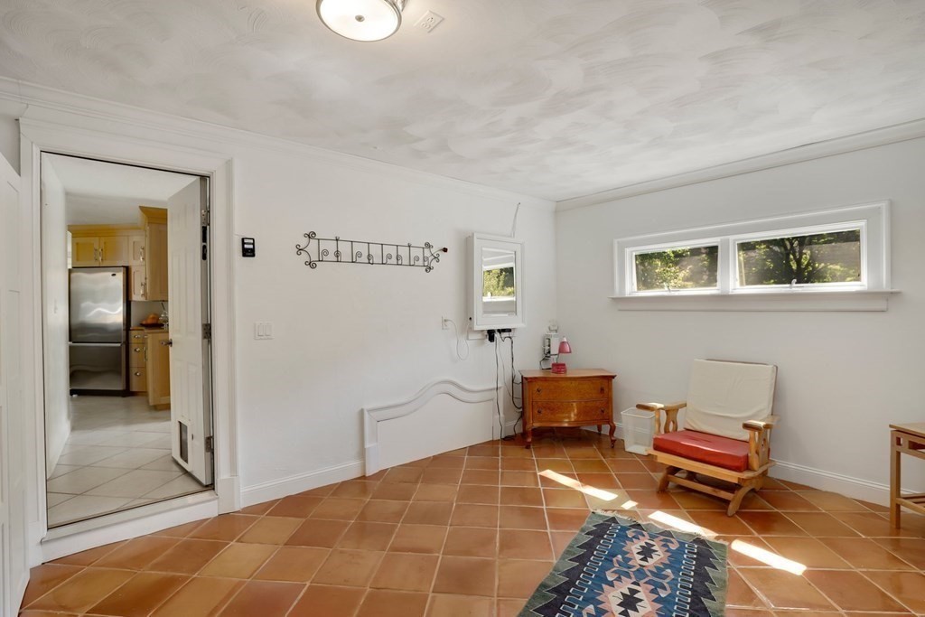 21 Mockingbird Lane Maynard, MA 01754 - Photo 12 of 42 Gallery Image 12