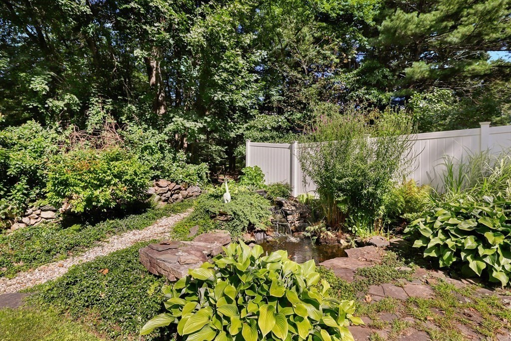 21 Mockingbird Lane Maynard, MA 01754 - Photo 36 of 42 Gallery Image 36