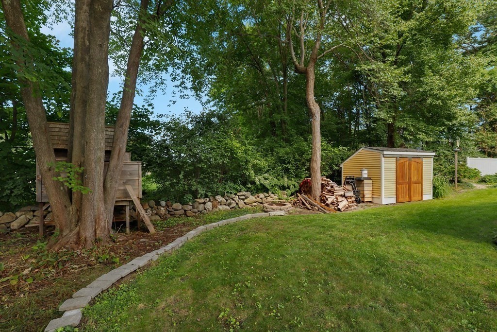 21 Mockingbird Lane Maynard, MA 01754 - Photo 39 of 42 Gallery Image 39