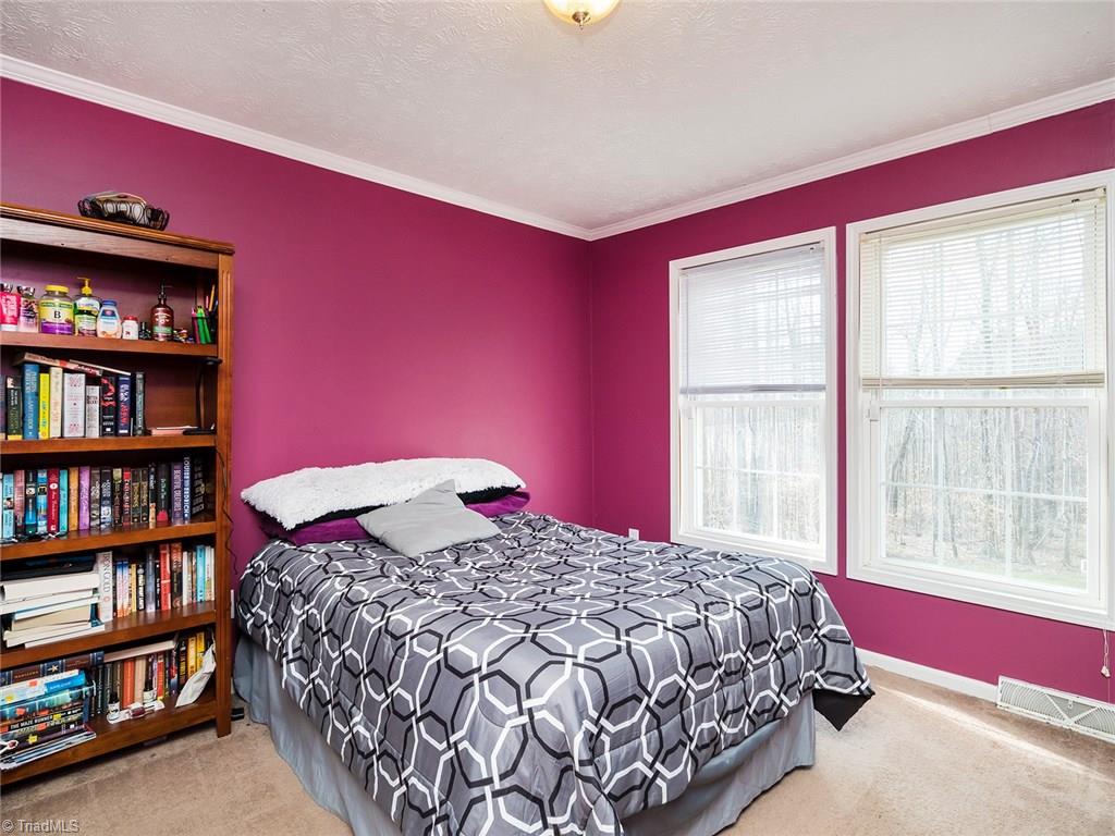 500 Vernon Road Reidsville, NC 27320 - Photo 15 of 24 Spacious 3rd bedroom.