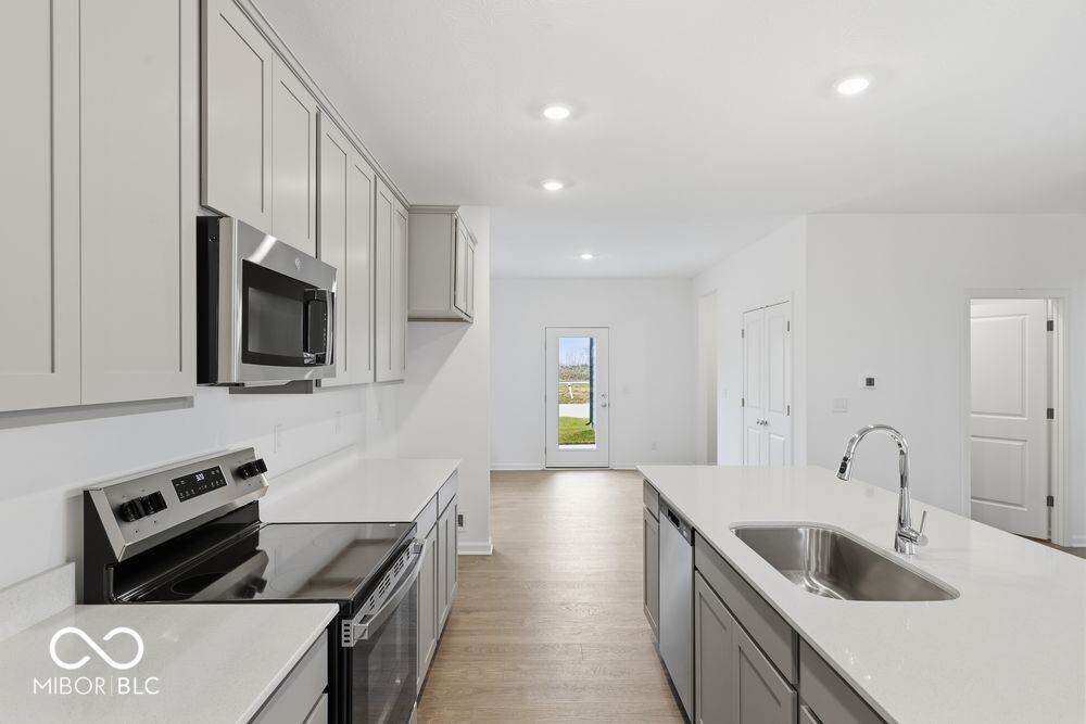 2625 Prism Way Plainfield, IN 46168 - Photo 9 of 53