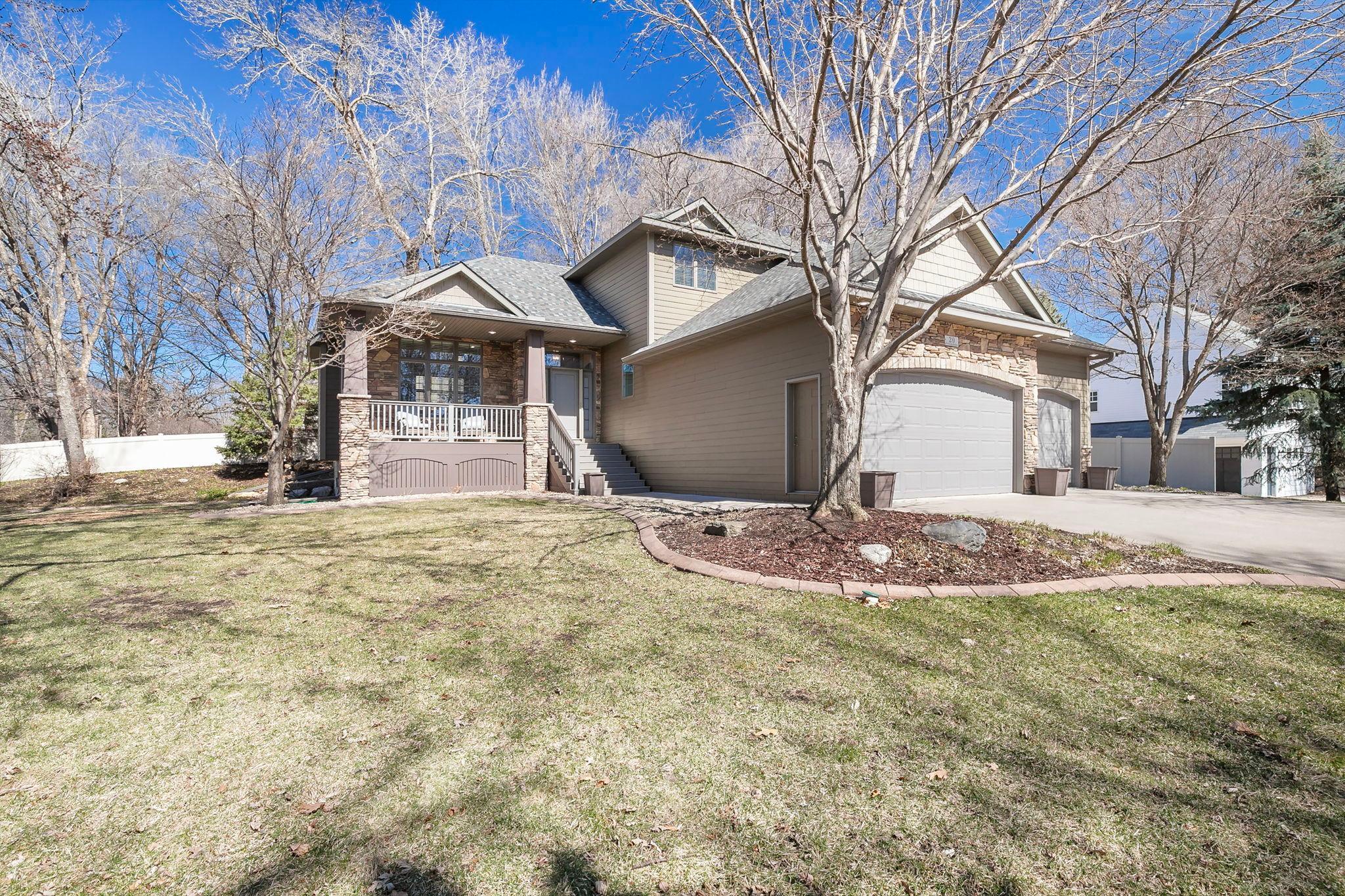 20 Northrup Avenue Excelsior, MN 55331 - Photo 3 of 60