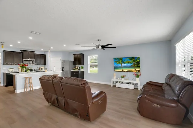 $380,000 | 602 Barber Street, Sebastian, FL 32958