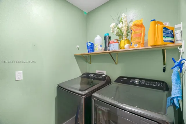 $380,000 | 602 Barber Street, Sebastian, FL 32958