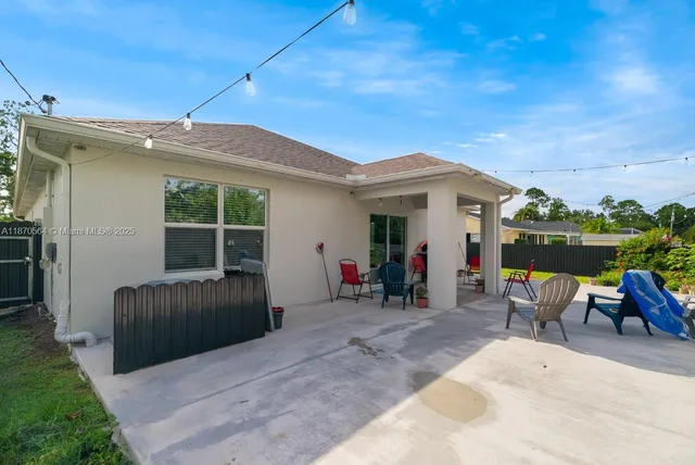 $380,000 | 602 Barber Street, Sebastian, FL 32958