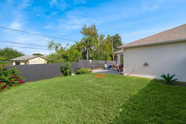 $380,000 | 602 Barber Street, Sebastian, FL 32958