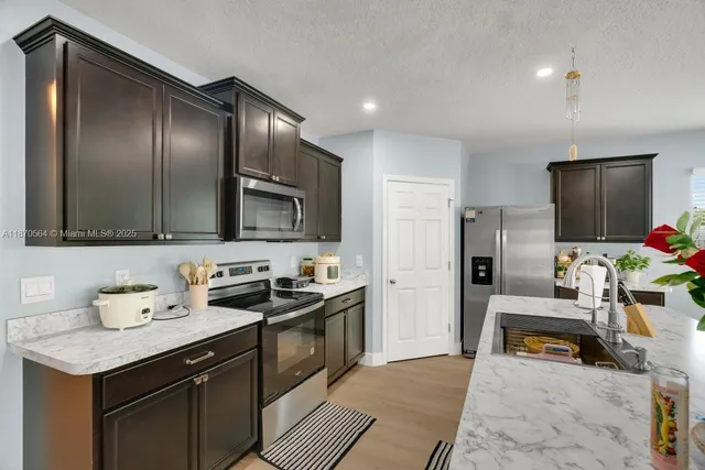 $380,000 | 602 Barber Street, Sebastian, FL 32958