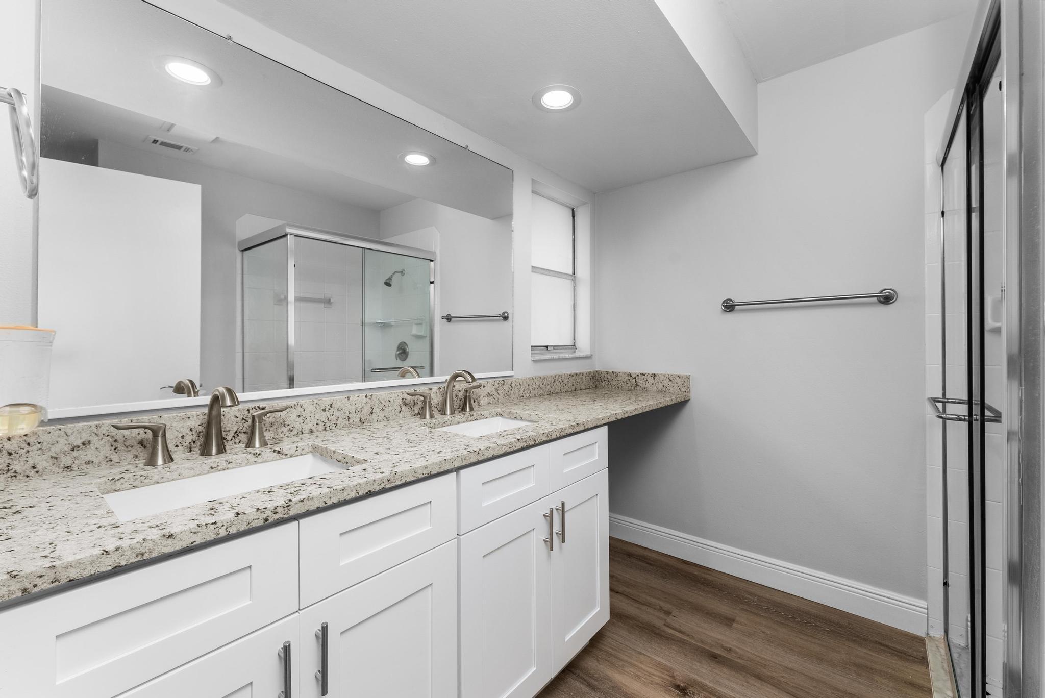 867 Riviera Drive Northeast Palm Bay, FL 32905 - Photo 31 of 48 DSC04495