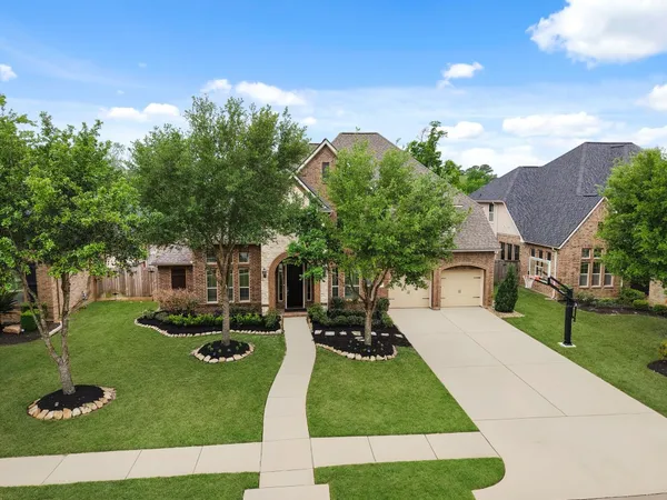 $850,000 | 13703 Oak Harbor Bend, Cypress, TX 77429