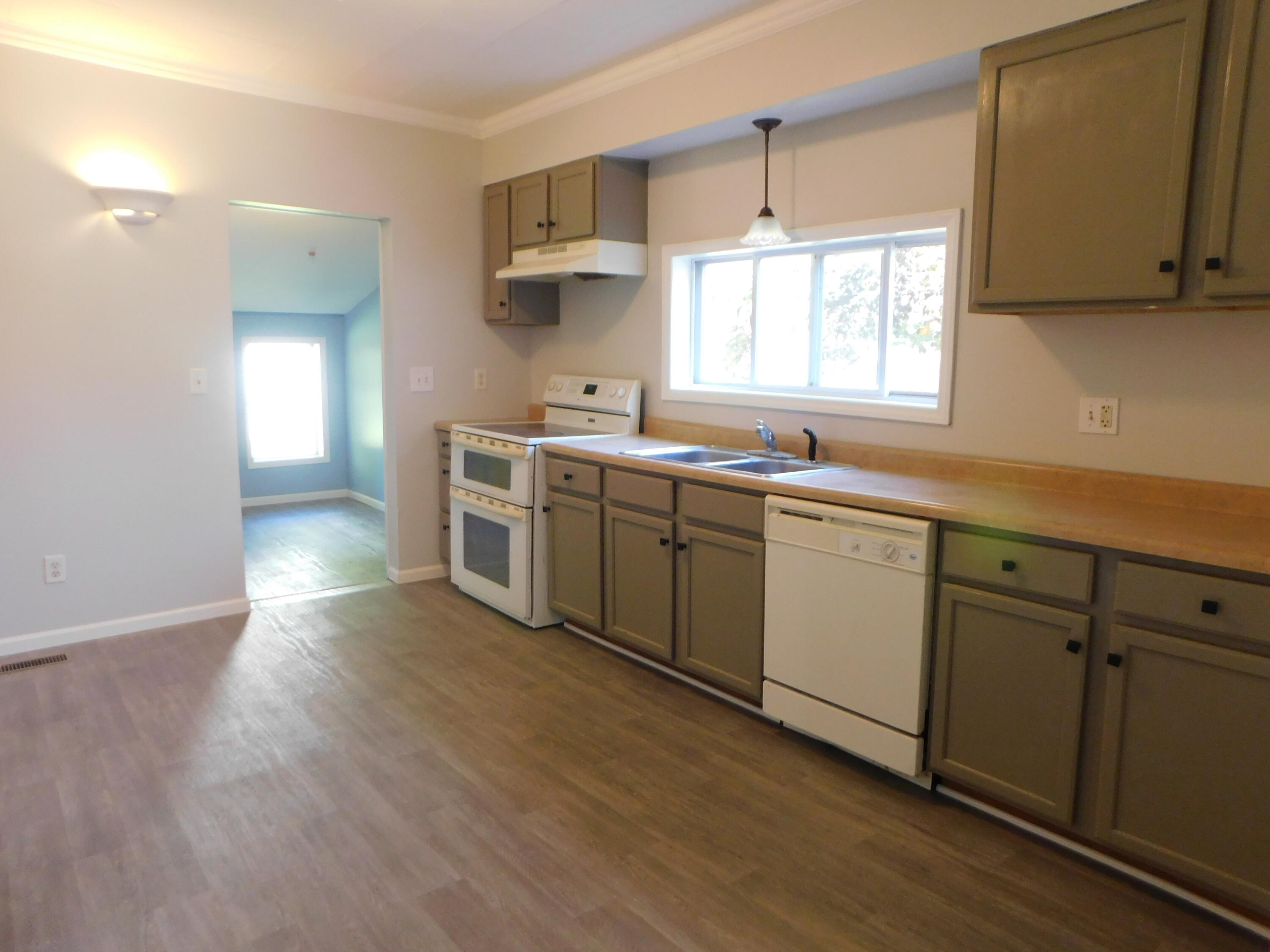 310 West Delaware Street Decatur, MI 49045 - Photo 2 of 14 newer kitchen