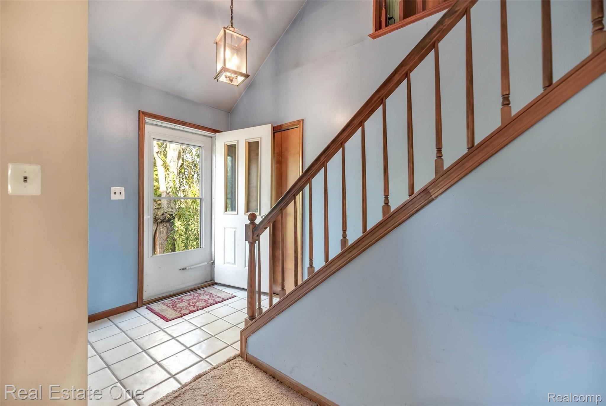 5400 North Fleming Road Fowlerville, MI 48836 - Photo 5 of 40 10-5400 Fleming Rd-WindowStill-Real.jpg
