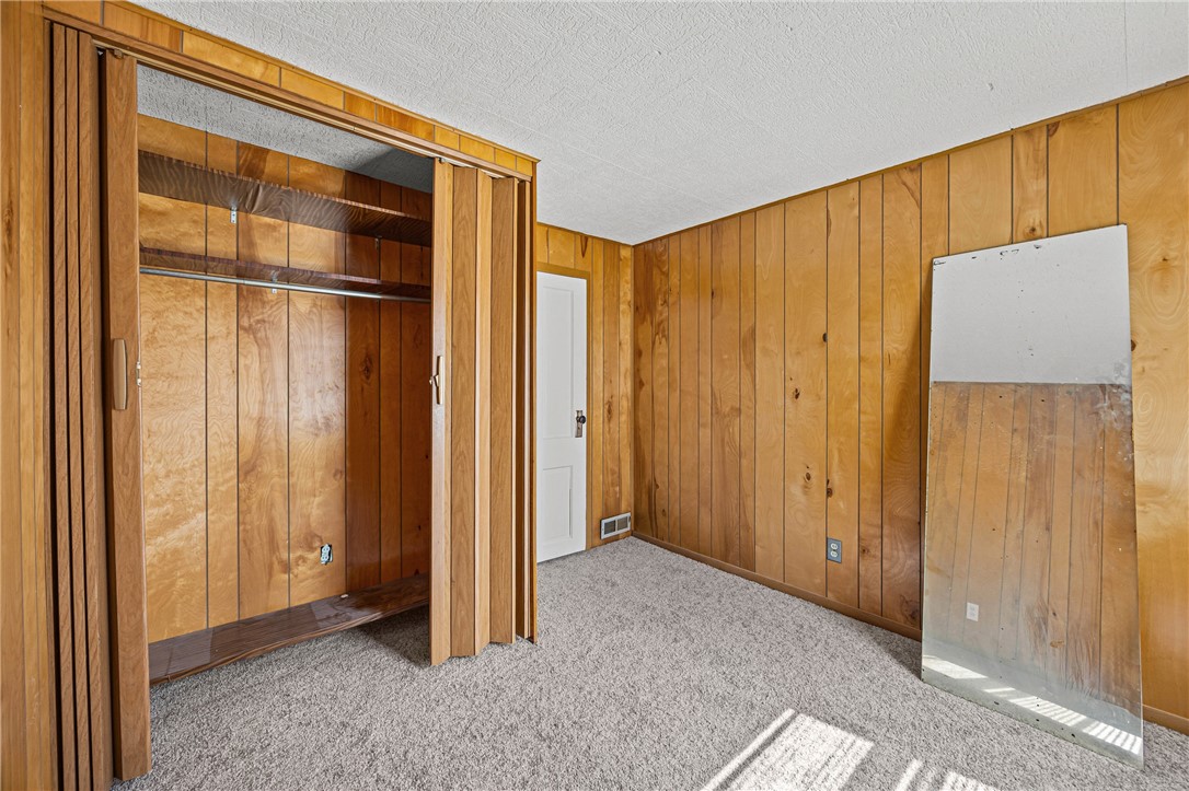 38 Sobieski Street Rochester, NY 14621 - Photo 22 of 29