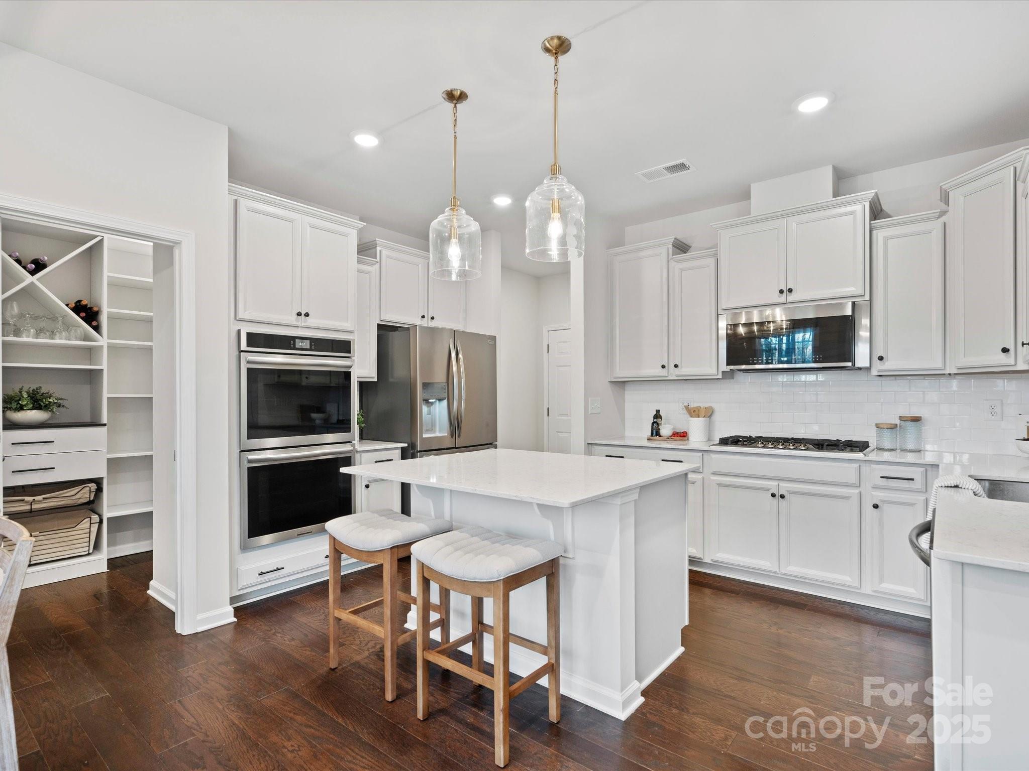 17718 Snug Harbor Road Charlotte, NC 28278 - Photo 11 of 42