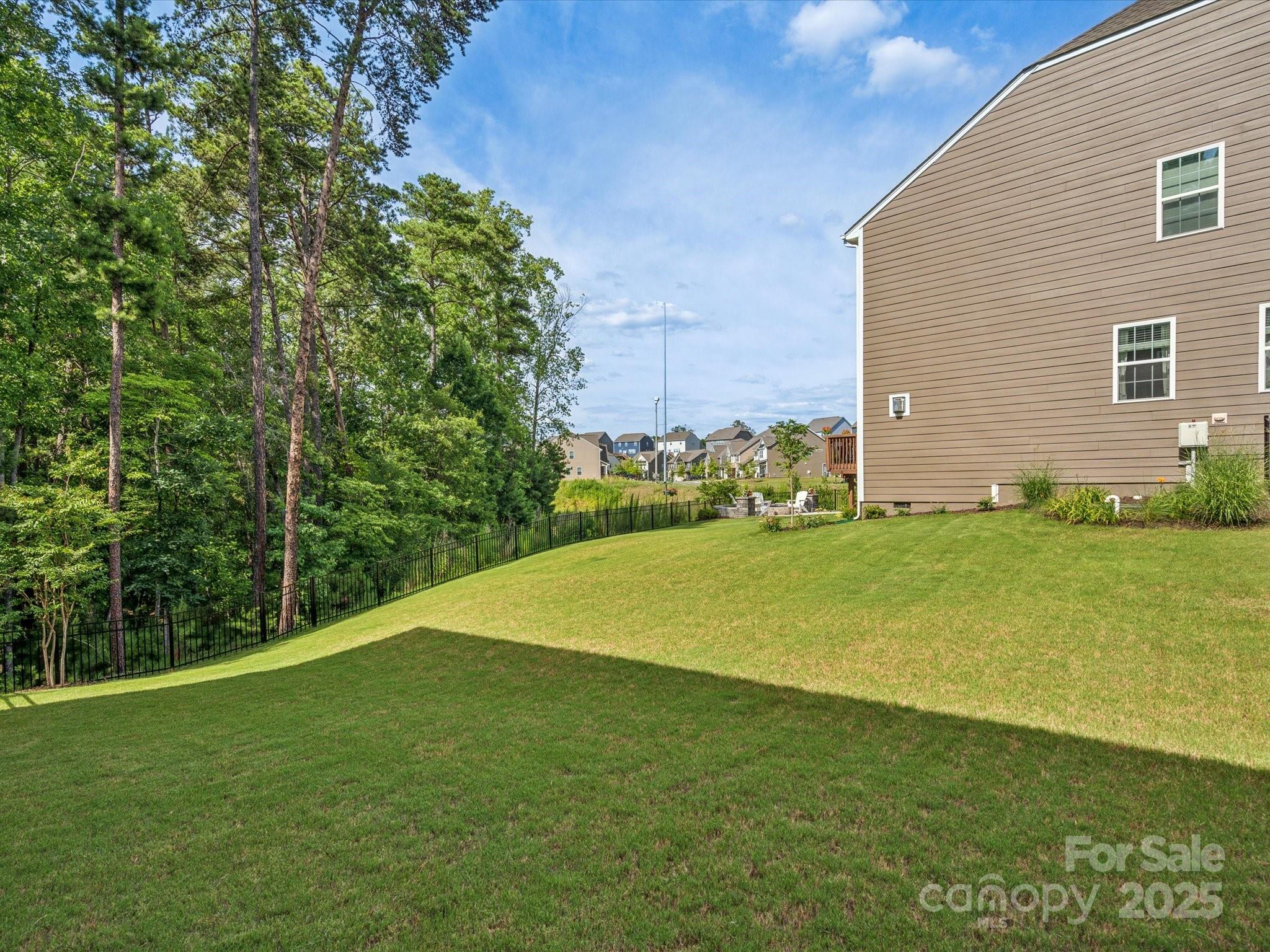 17718 Snug Harbor Road Charlotte, NC 28278 - Photo 29 of 42