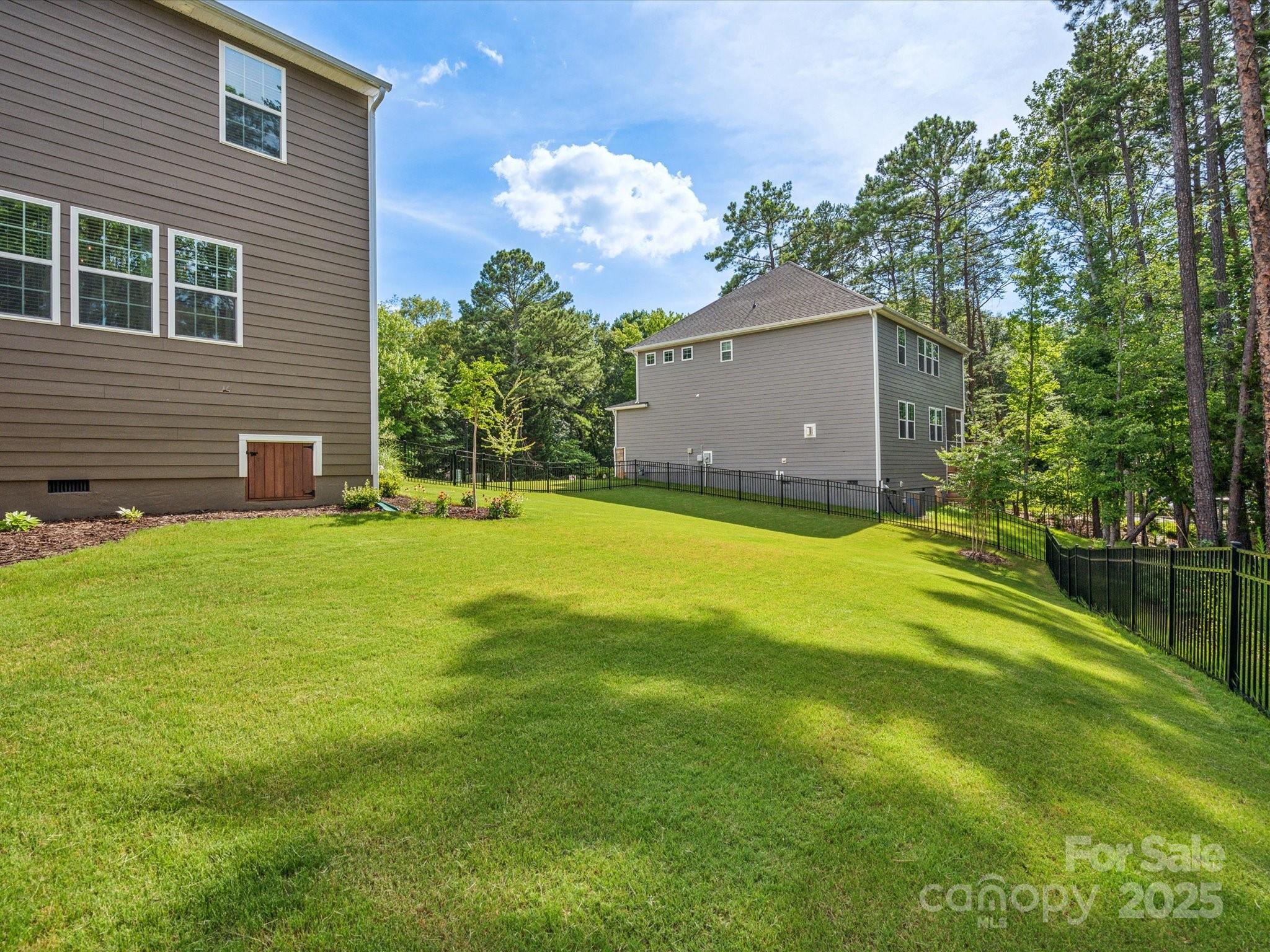 17718 Snug Harbor Road Charlotte, NC 28278 - Photo 30 of 42