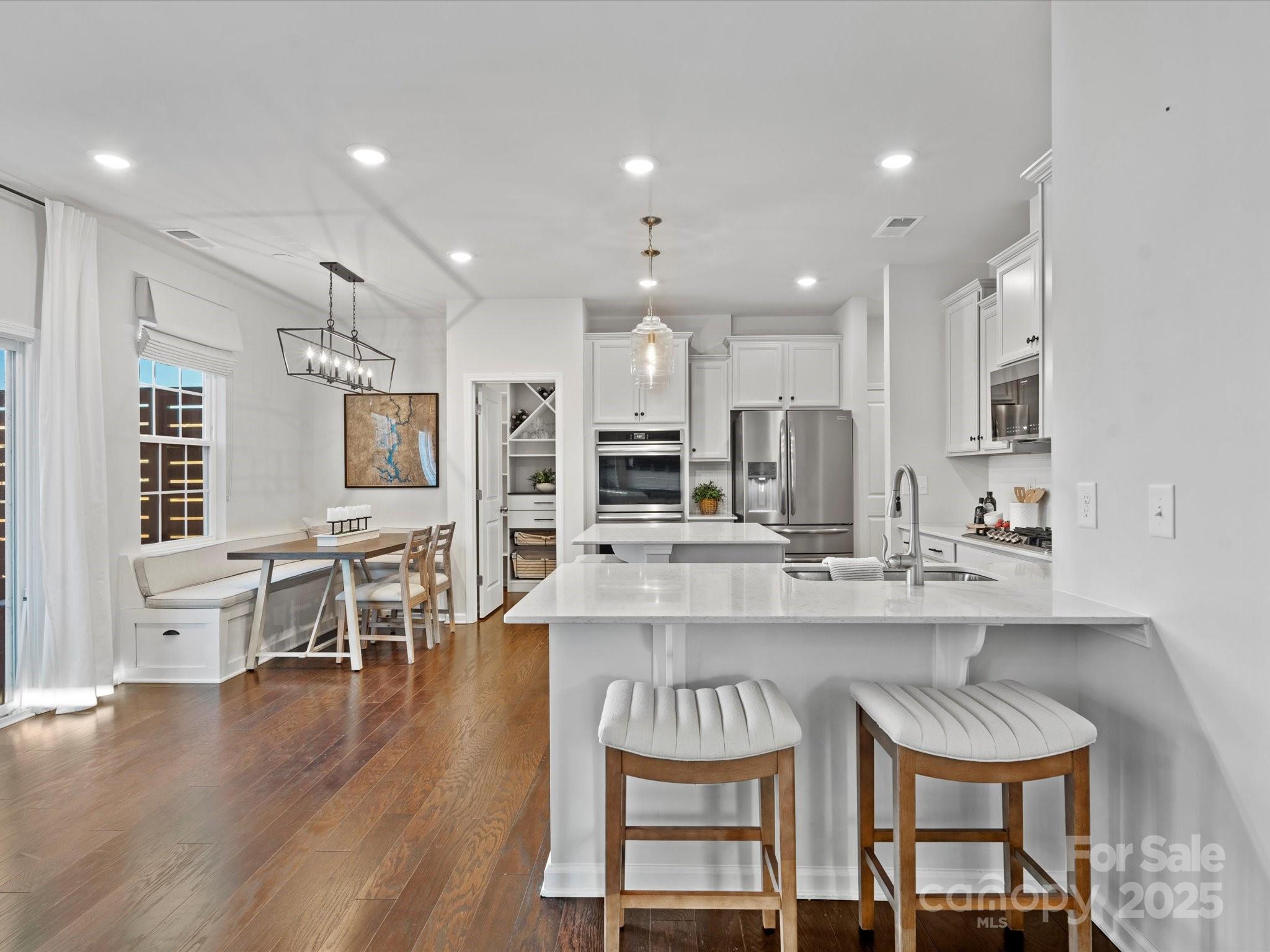 17718 Snug Harbor Road Charlotte, NC 28278 - Photo 9 of 42