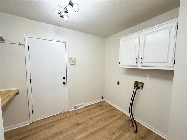 $450,000 | 4600 Northeast Kingston Drive, Lee's Summit, MO 64064