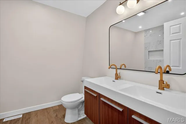 $2,750 | 208 Coral Drive, Collinsville, IL 62234