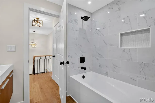 $2,750 | 208 Coral Drive, Collinsville, IL 62234