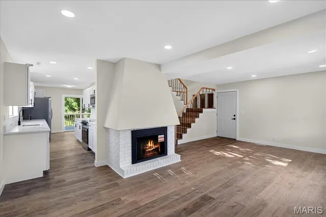 $2,750 | 208 Coral Drive, Collinsville, IL 62234