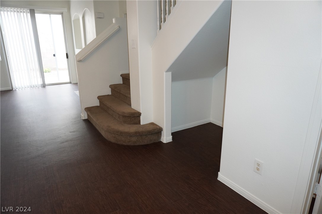 1110 Evening Ridge Street Henderson, NV 89052 - Photo 2 of 49