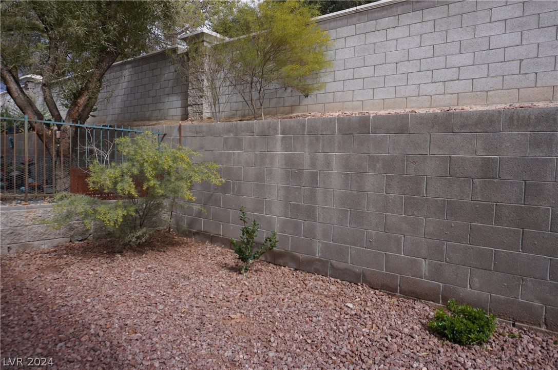 1110 Evening Ridge Street Henderson, NV 89052 - Photo 46 of 49