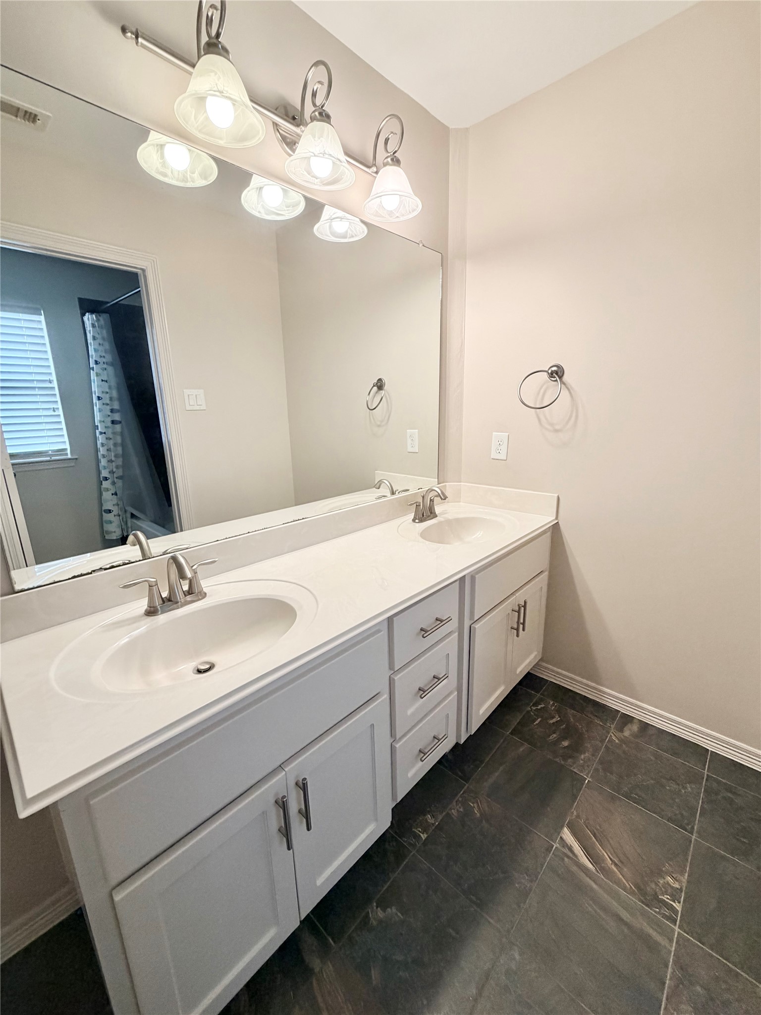 4228 Drake Street Houston, TX 77005 - Photo 13 of 21