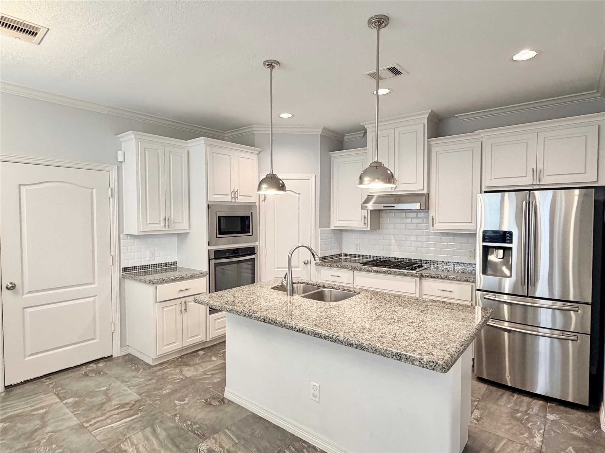 4228 Drake Street Houston, TX 77005 - Photo 4 of 21
