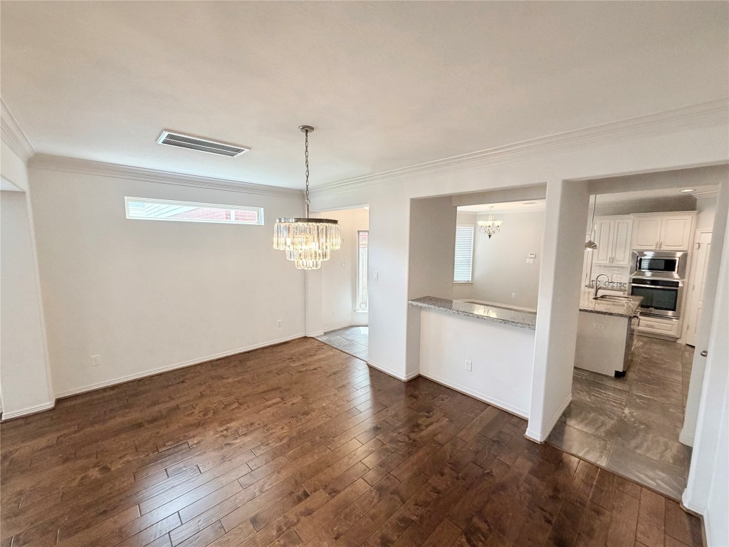 4228 Drake Street Houston, TX 77005 - Photo 9 of 21
