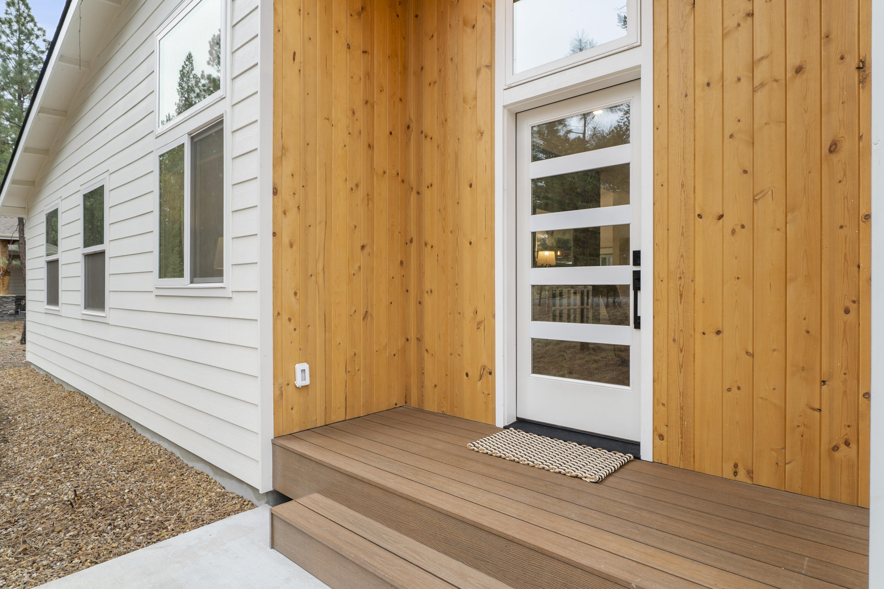 17133 Norwalk Road Bend, OR 97707 - Photo 12 of 58 03-Exterior