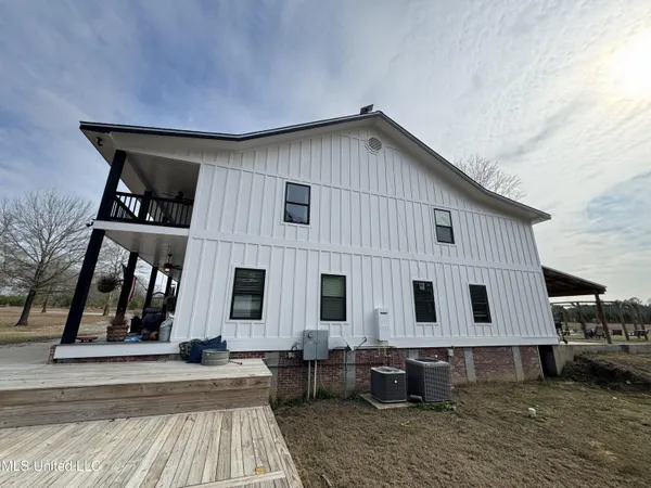 $530,000 | 1134 Seminary-Sumrall Road, Seminary, MS 39479