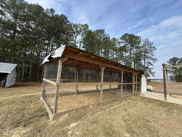 $530,000 | 1134 Seminary-Sumrall Road, Seminary, MS 39479