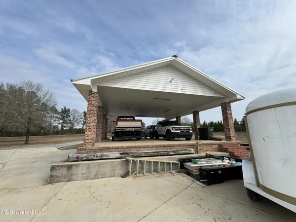 $530,000 | 1134 Seminary-Sumrall Road, Seminary, MS 39479