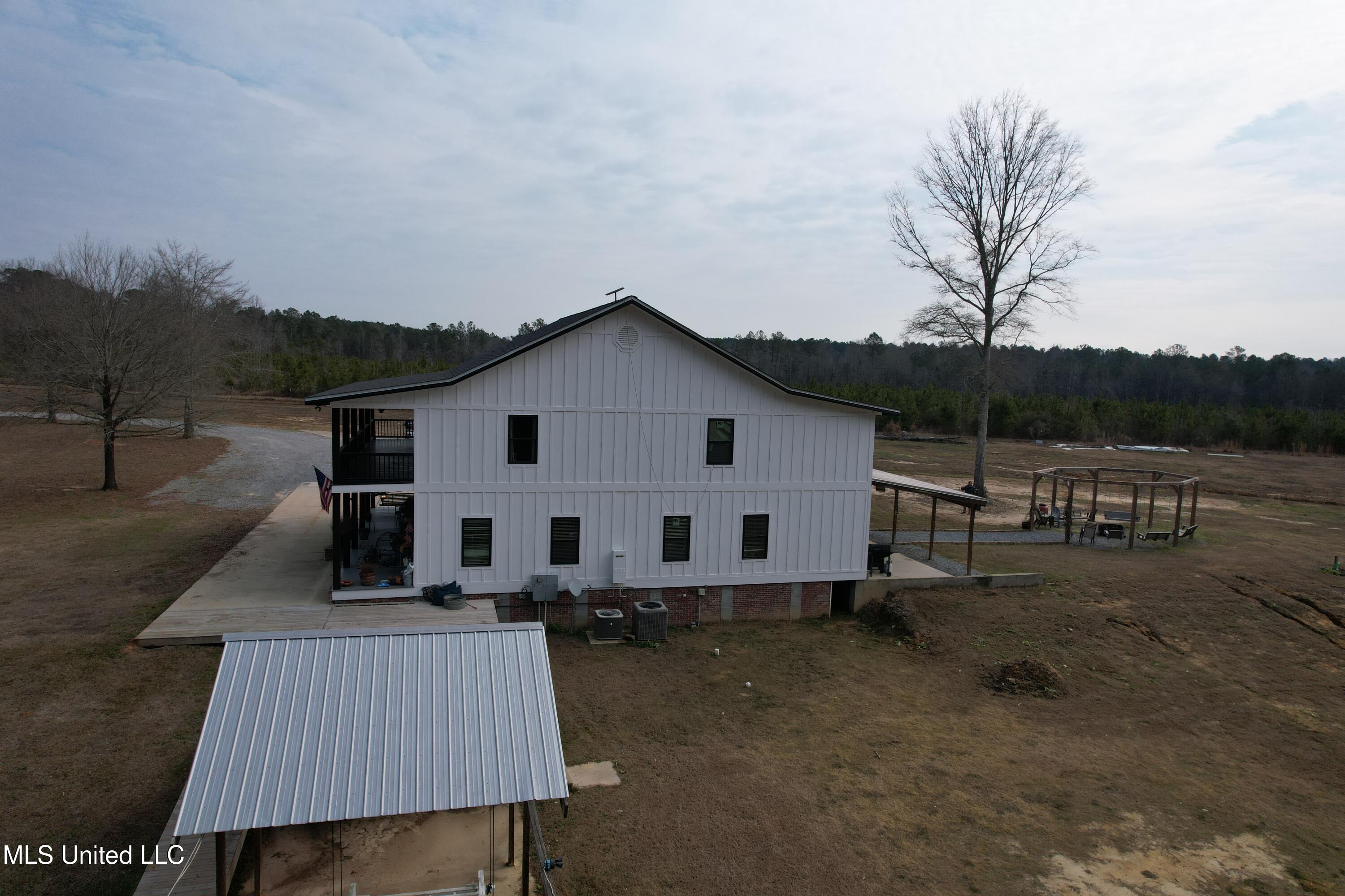 1134 Seminary-Sumrall Road Seminary, MS 39479 - Photo 73 of 81 DJI_0142