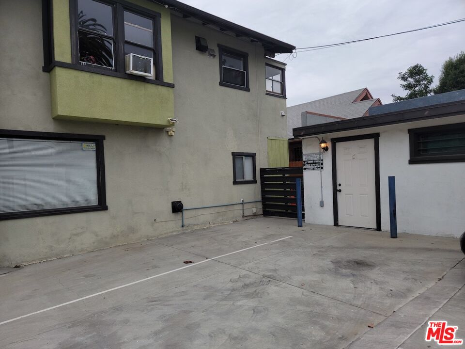 702 Cedar Avenue Long Beach, CA 90813 - Photo 6 of 25